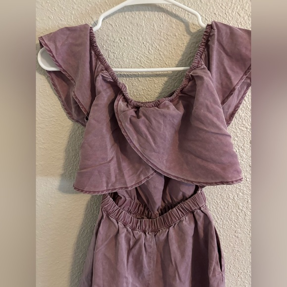 Express Mauve Ruffle Romper - Picture 4 of 5